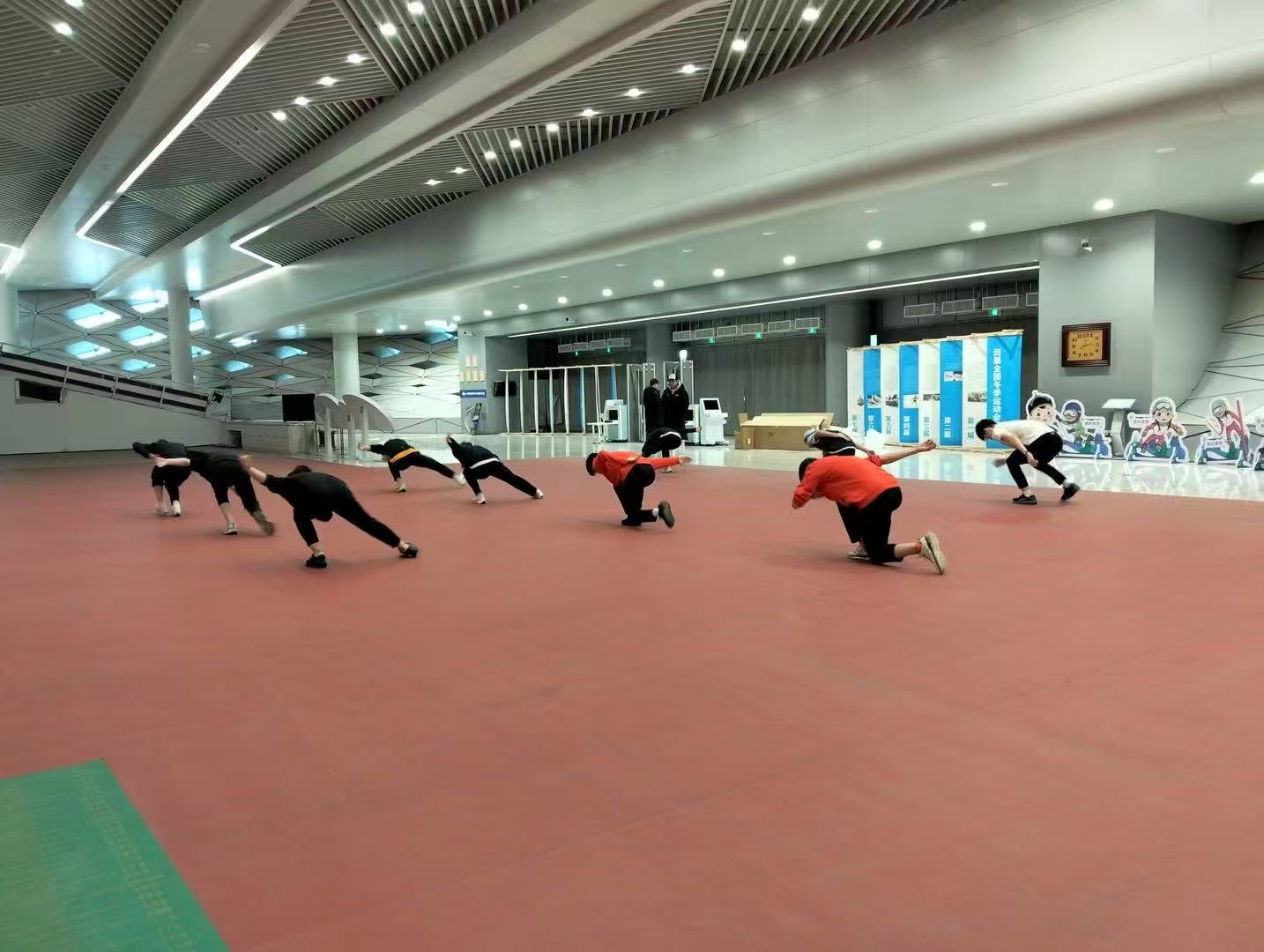 1742801489145435.jpg 4.jpg